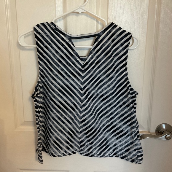 Vans tank top - Picture 4 of 4